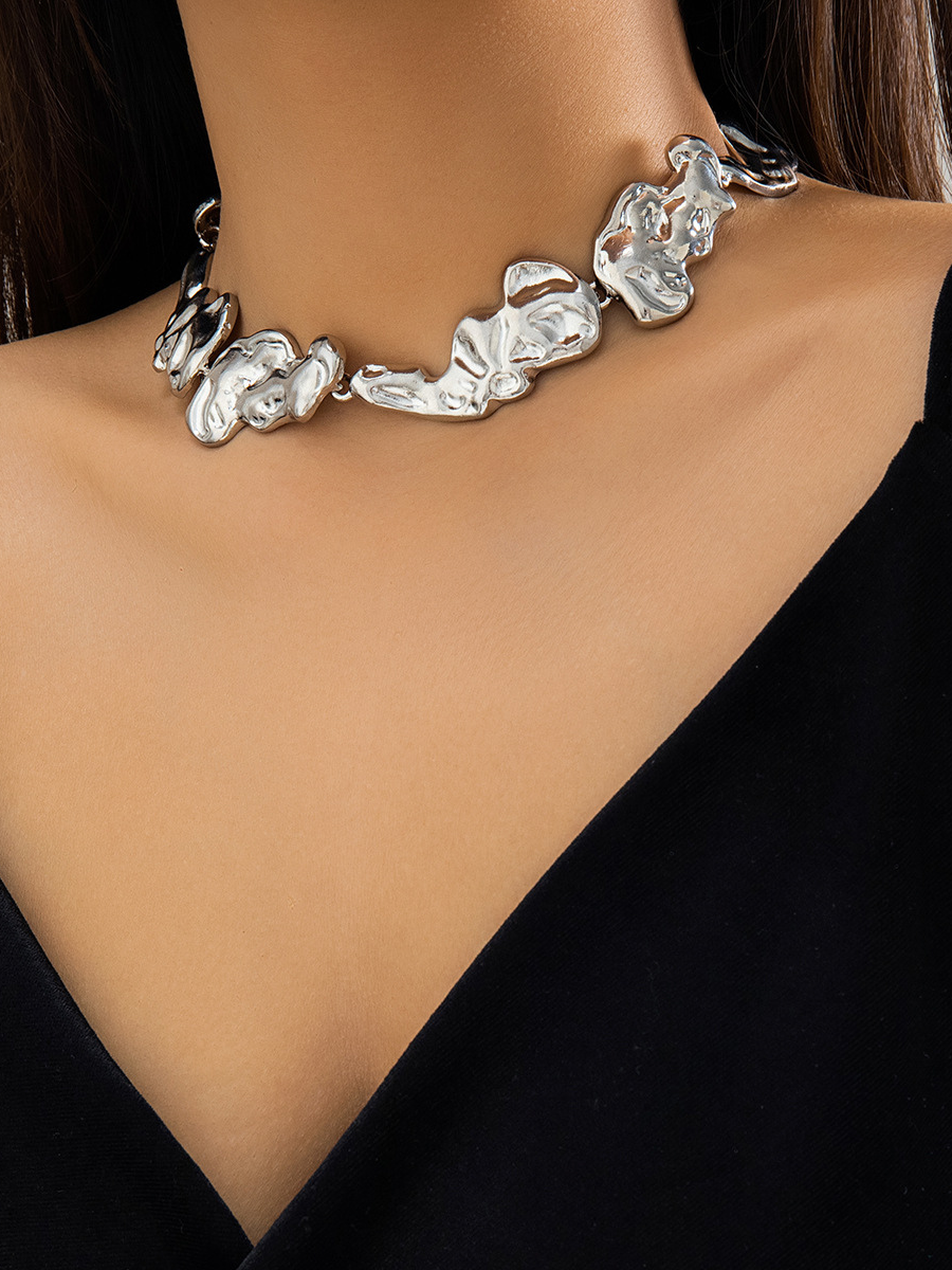 Elena golden-toned necklace